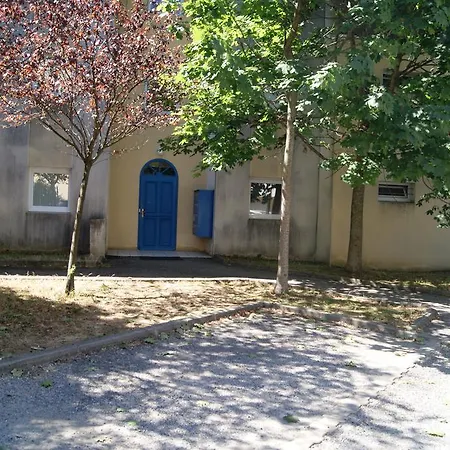 La Maison De L'Ovalie アパート ヴァランス